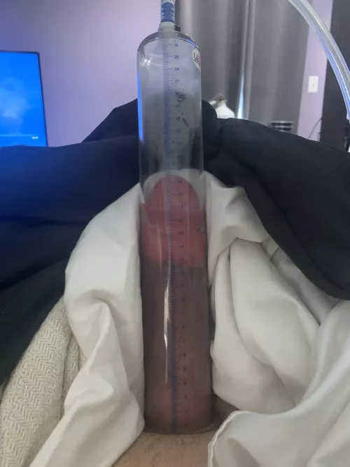 Pumping my morning wood- does anyone else thrust in the tube when particularly horny?