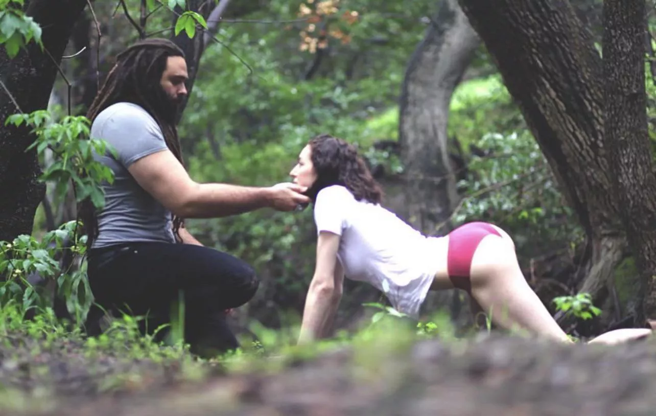 Royjack training a brat before her mud bath