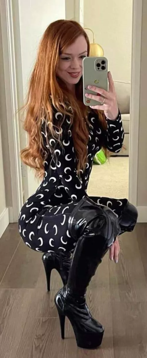 sexy ginger