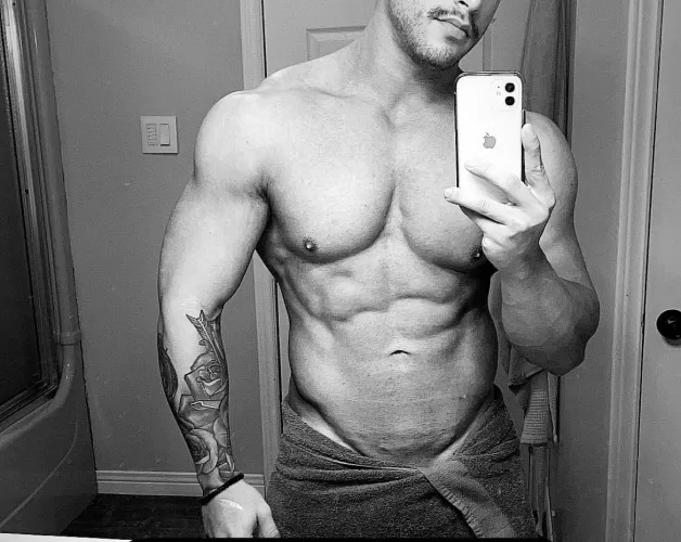 Should I drop the towel? 👀