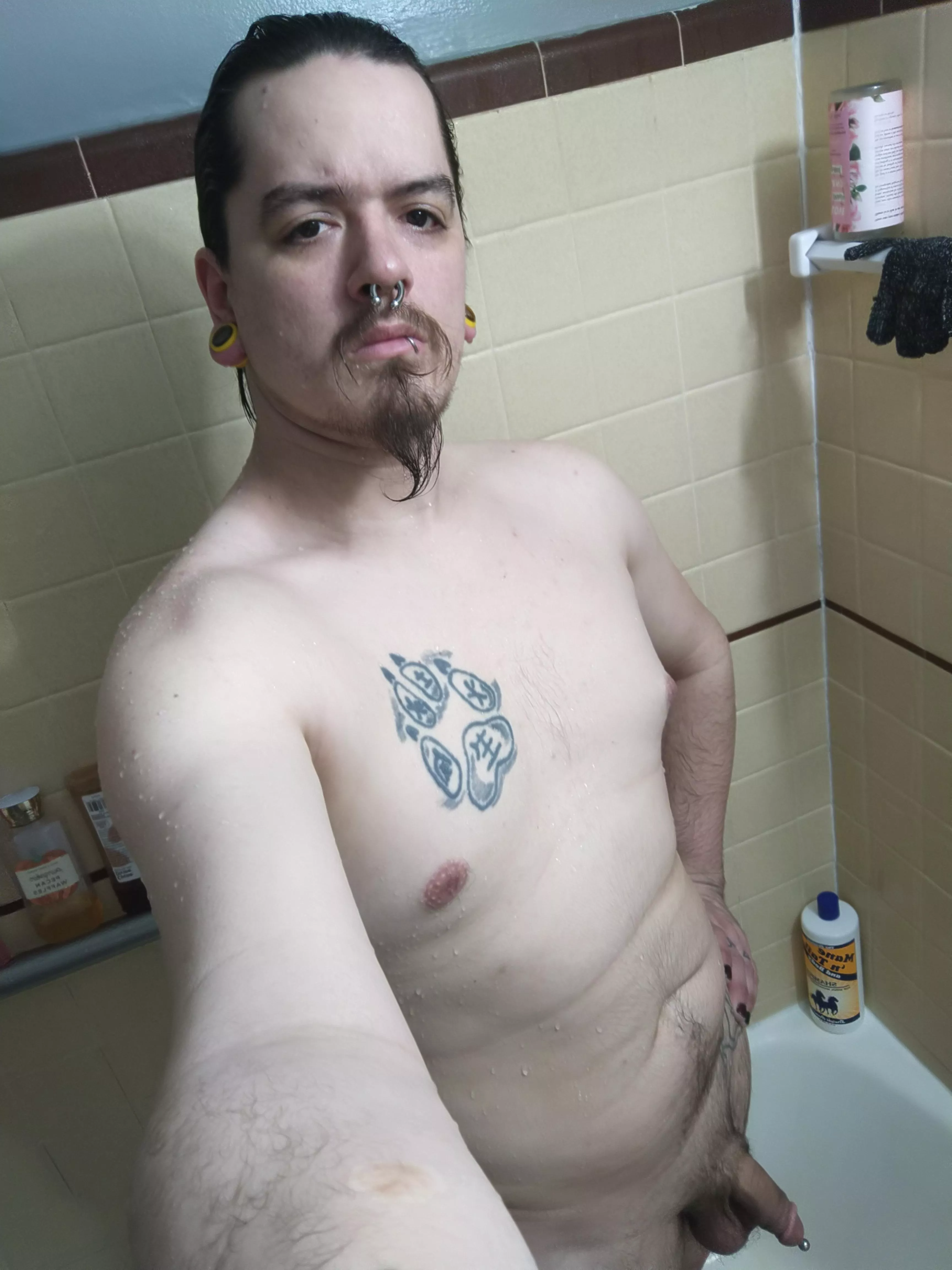 shower selfie ftw