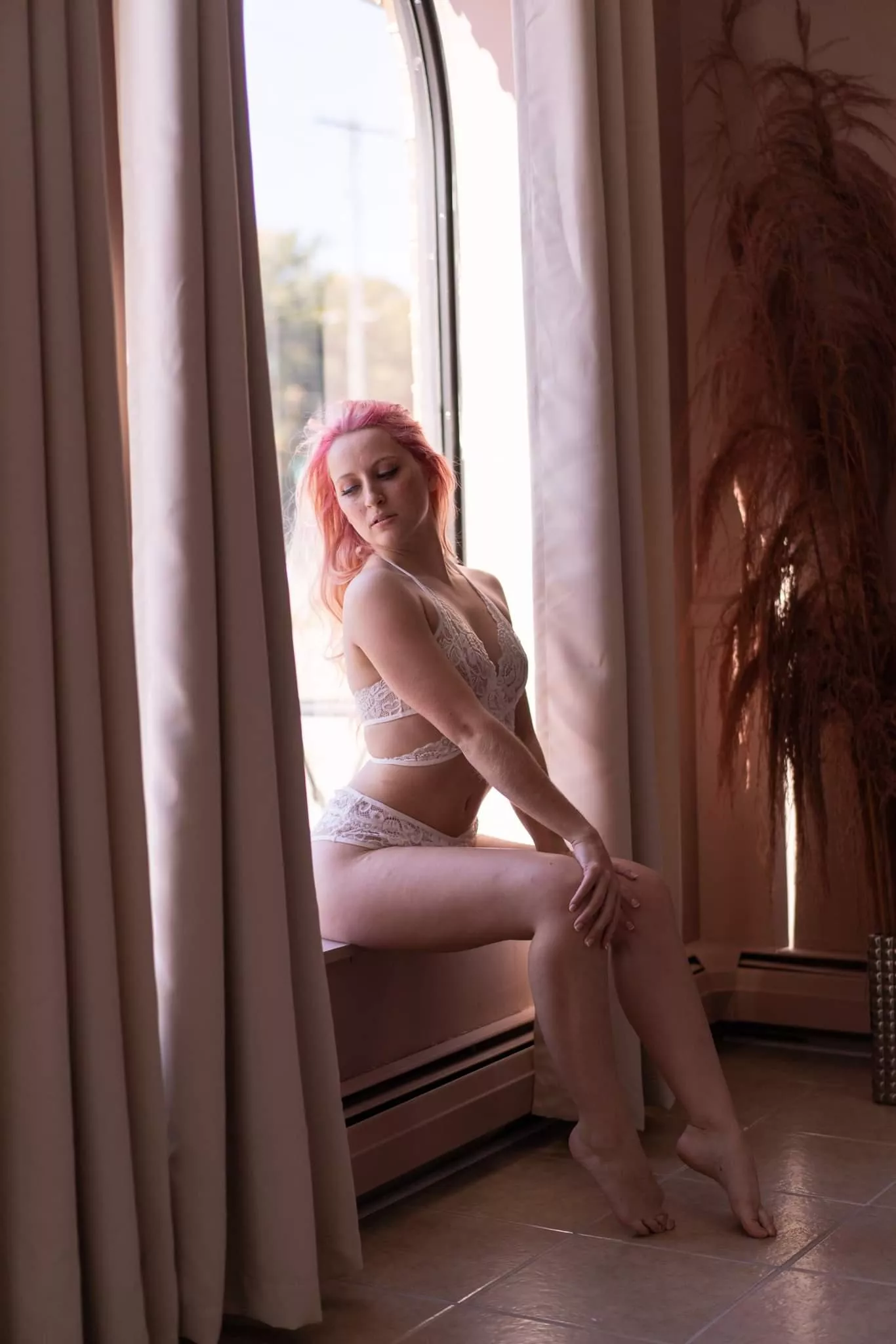 So pull me closer and kiss me hard / I'm gonna pop your bubblegum heart 💗