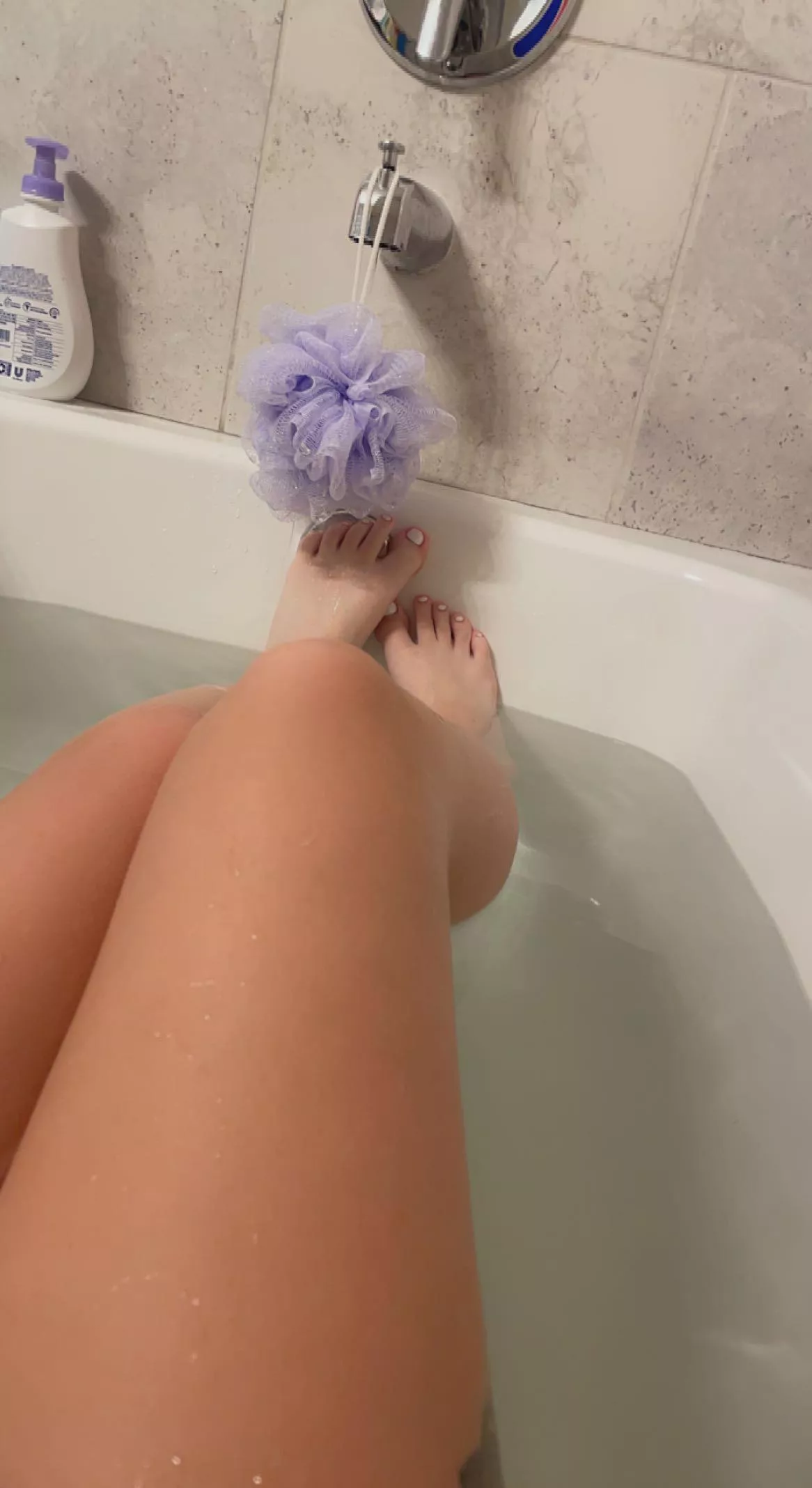suckable toes? 🥰
