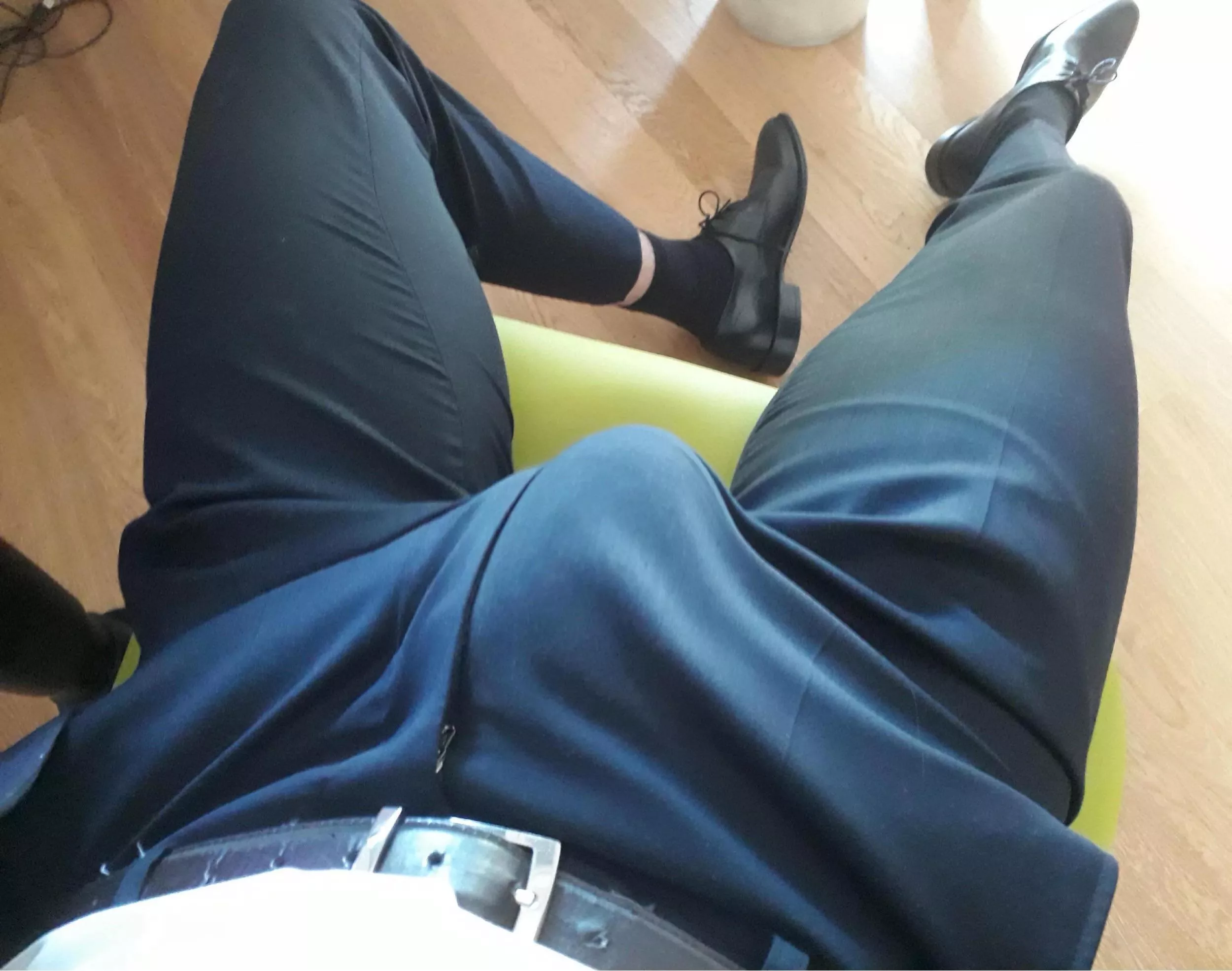 Suit bulge