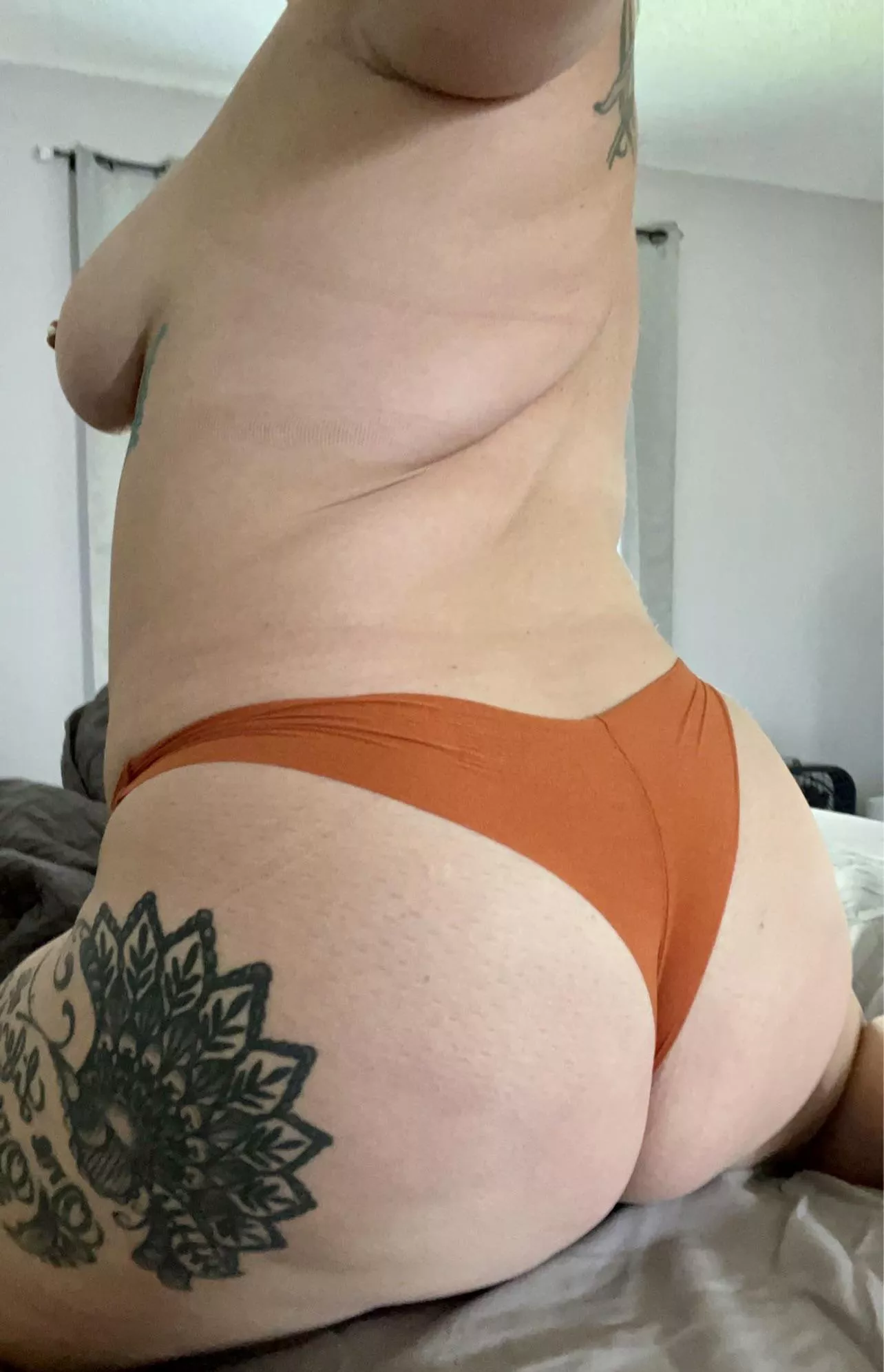 These orange VS panties are on a 2 day wear and look amazing on this big ass