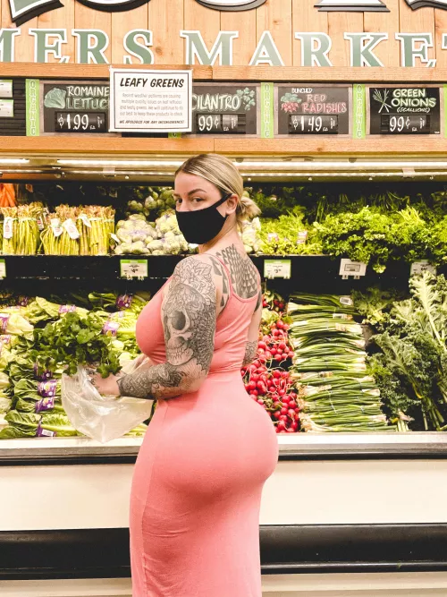 undercover pawg, is it obvious