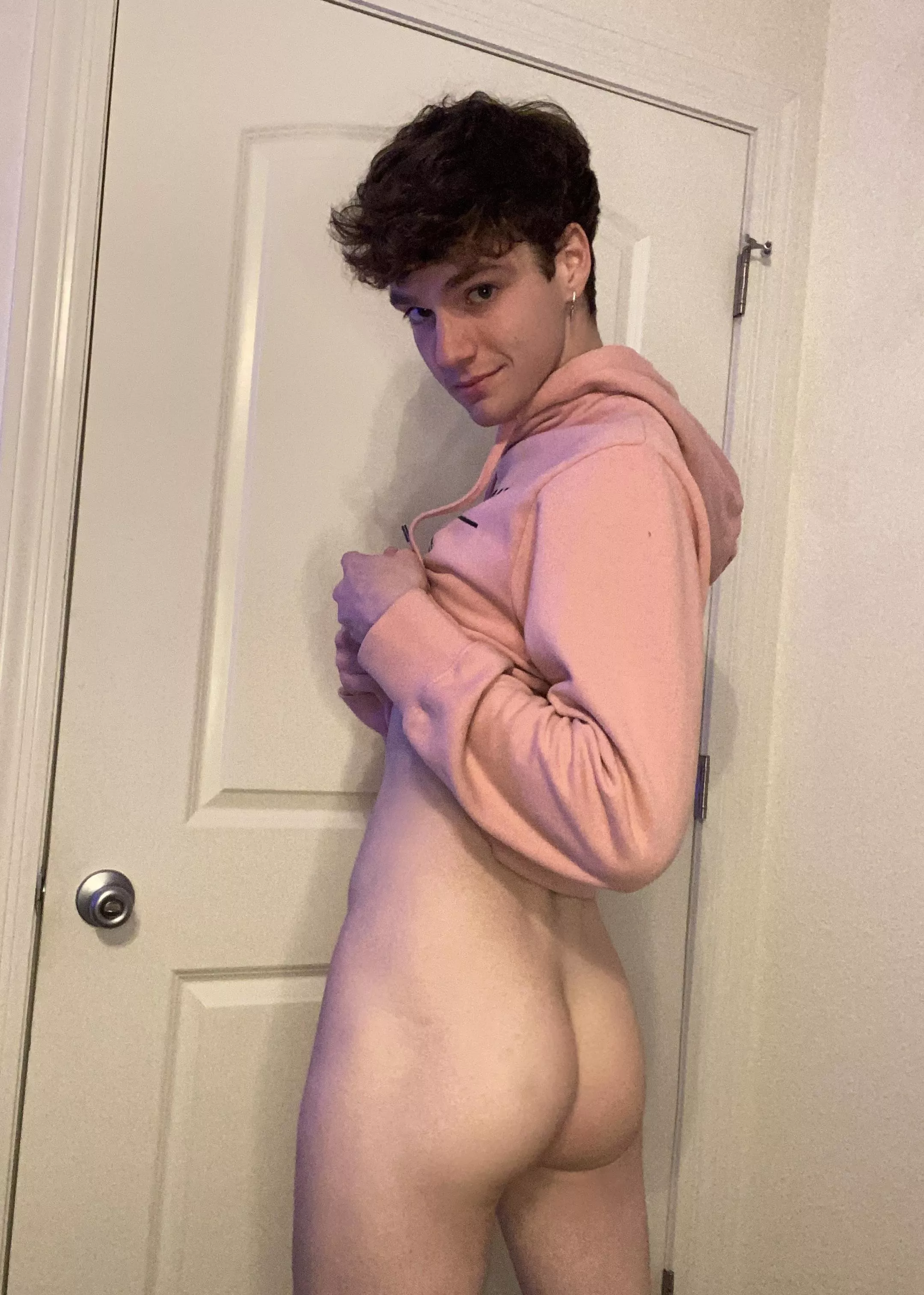 Wanna do butt stuff? 😉