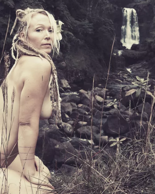 Waterfall fae
