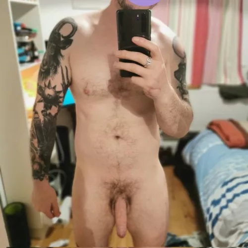 Who likes my straight soft Irish cock ☘️