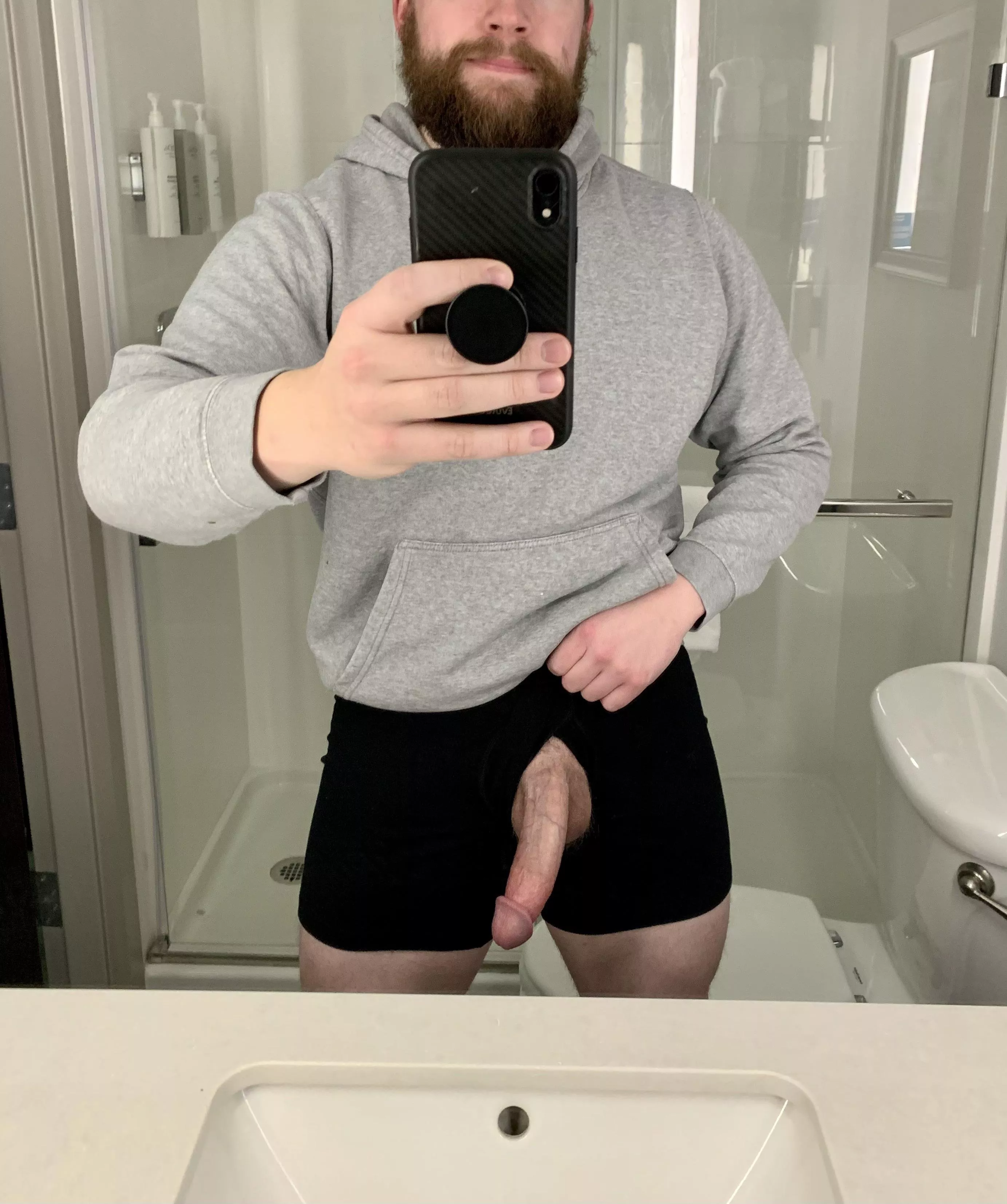 Who wants to join me for some hotel room fun? [35 ]