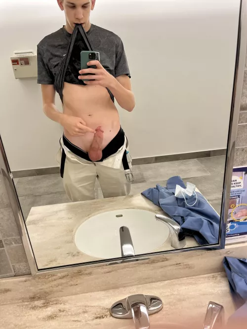 Would you meet me in the bathroom at work?