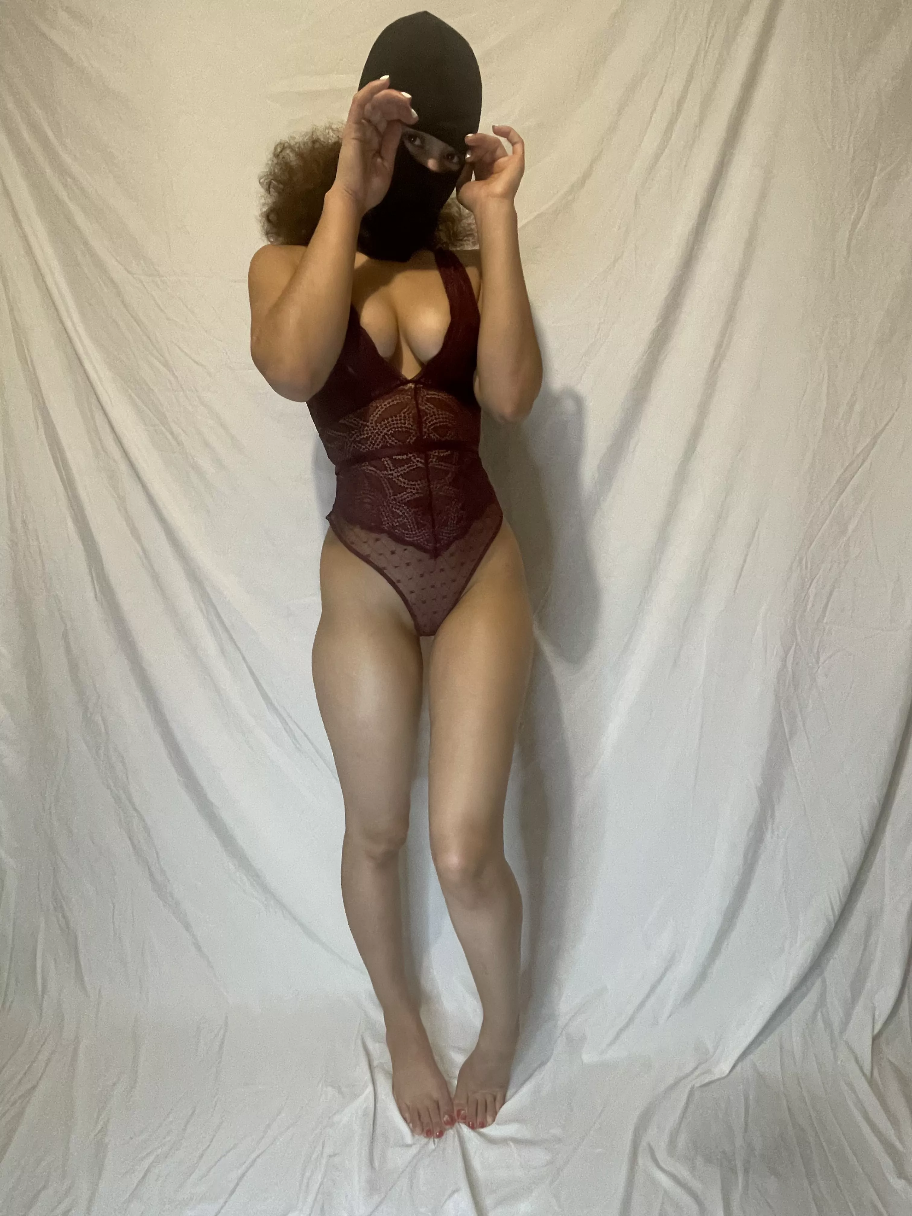 would you suck my toes and titties all day