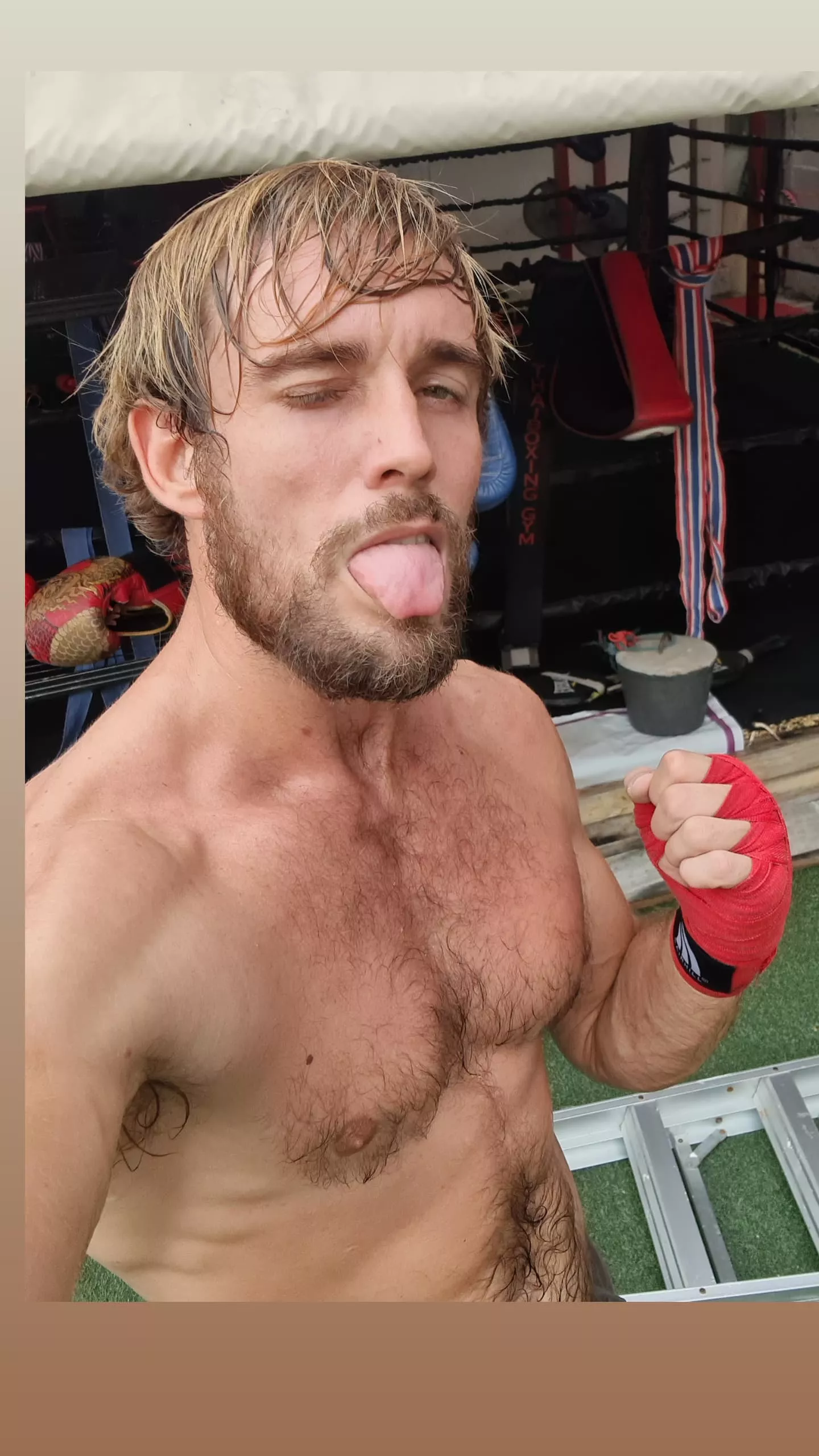 😉 😜 😓 😰 💧