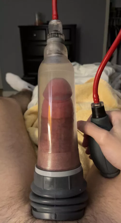 18 - just got wisdom teeth out pumping makes the pain go away