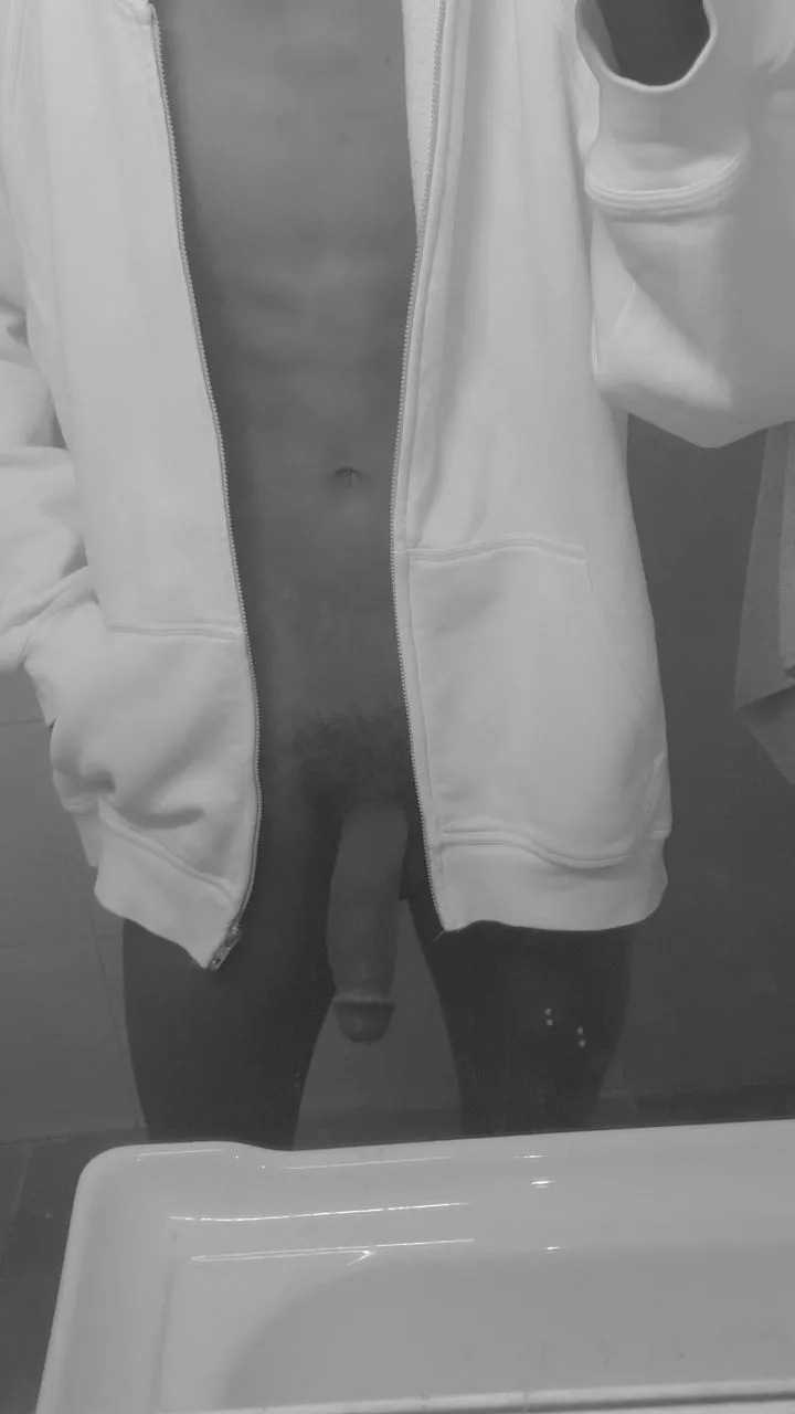 20 cj_oblock on snap if u old & hairy dont send me nun