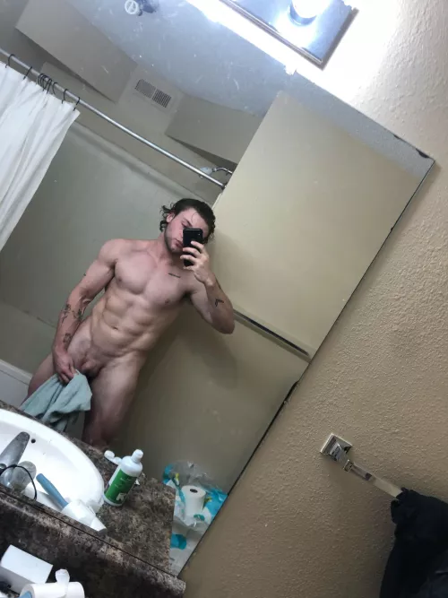 [23m] just got back from the gym, now who’s ready for some cardio😏