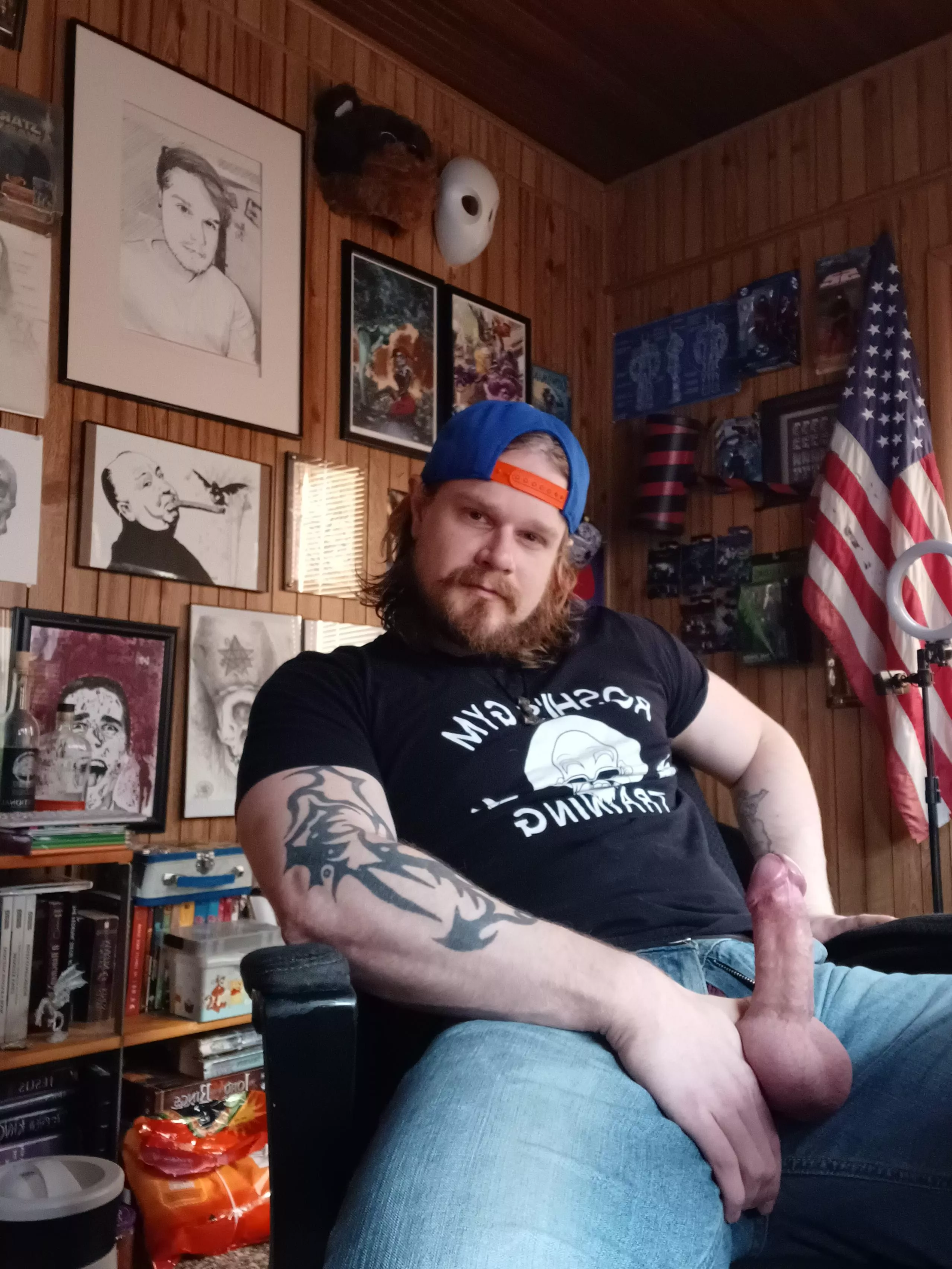 (33) Am I doing this hump day thing right?