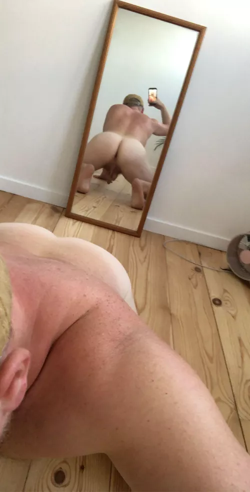 33 [m4m] gay slut looking for straight and bi guys only! Add me: older4youngtop