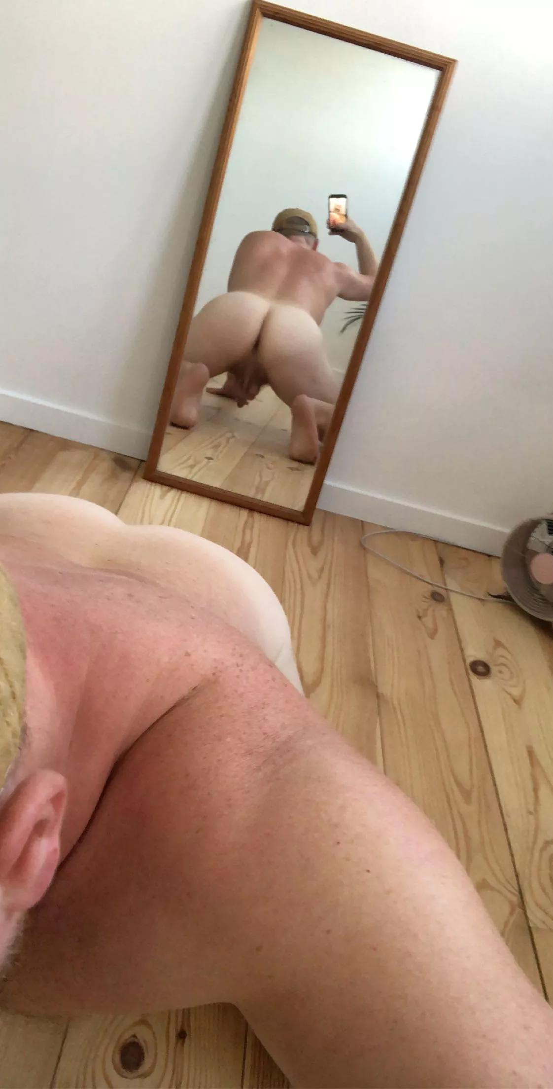33 [m4m] gay slut looking for straight and bi guys only! Add me: older4youngtop