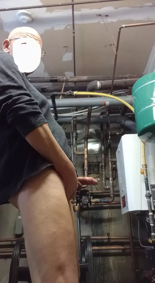 53M Bored in Heating Room