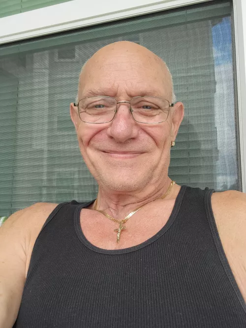 64 yr ol here. Good morning gents! From Florida Hope everyone is well!