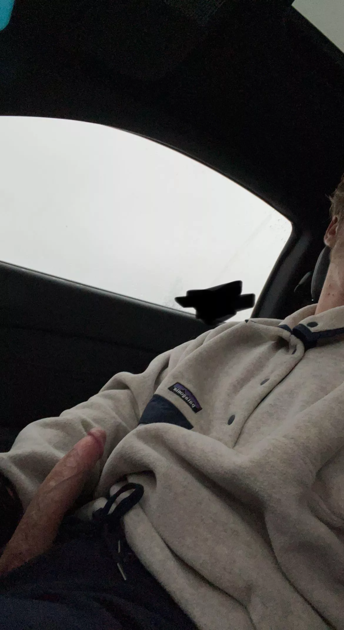 Anyone down to give me road head