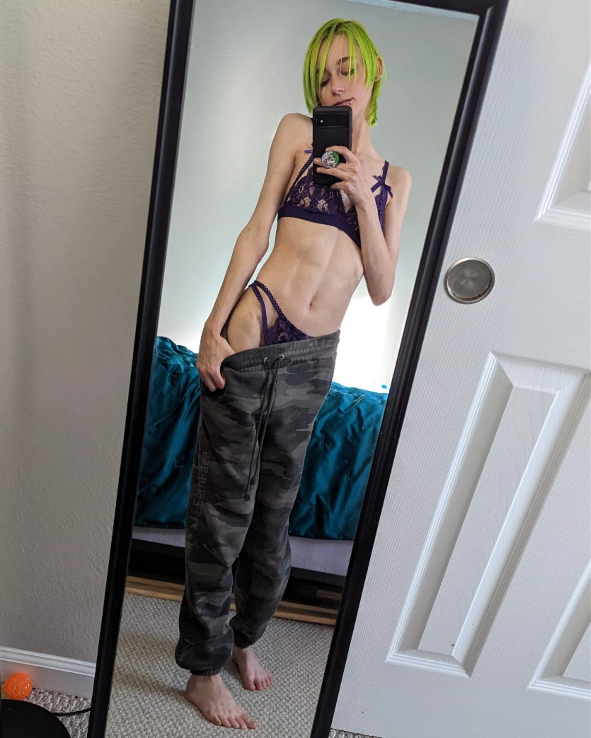 Bois can wear lingerie too