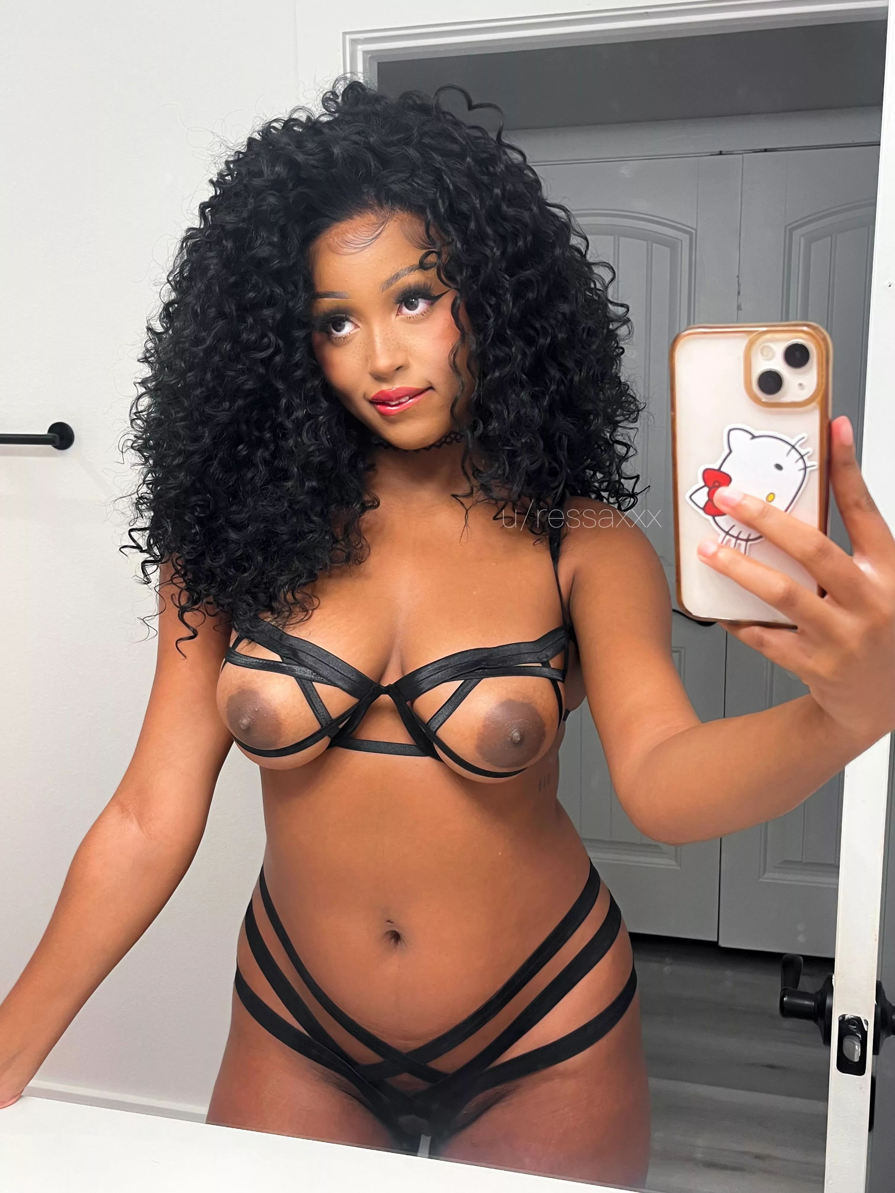 did your girlfriend show you her tits today?