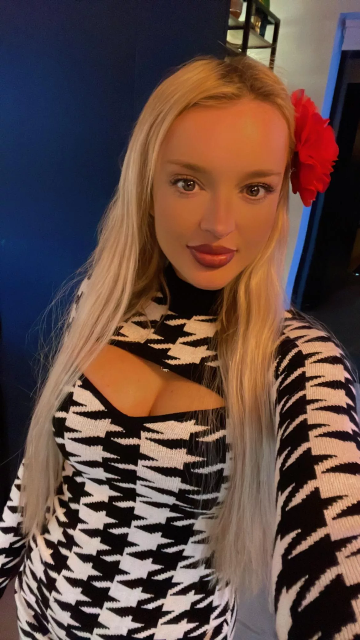 Do you like the flower? 🌺