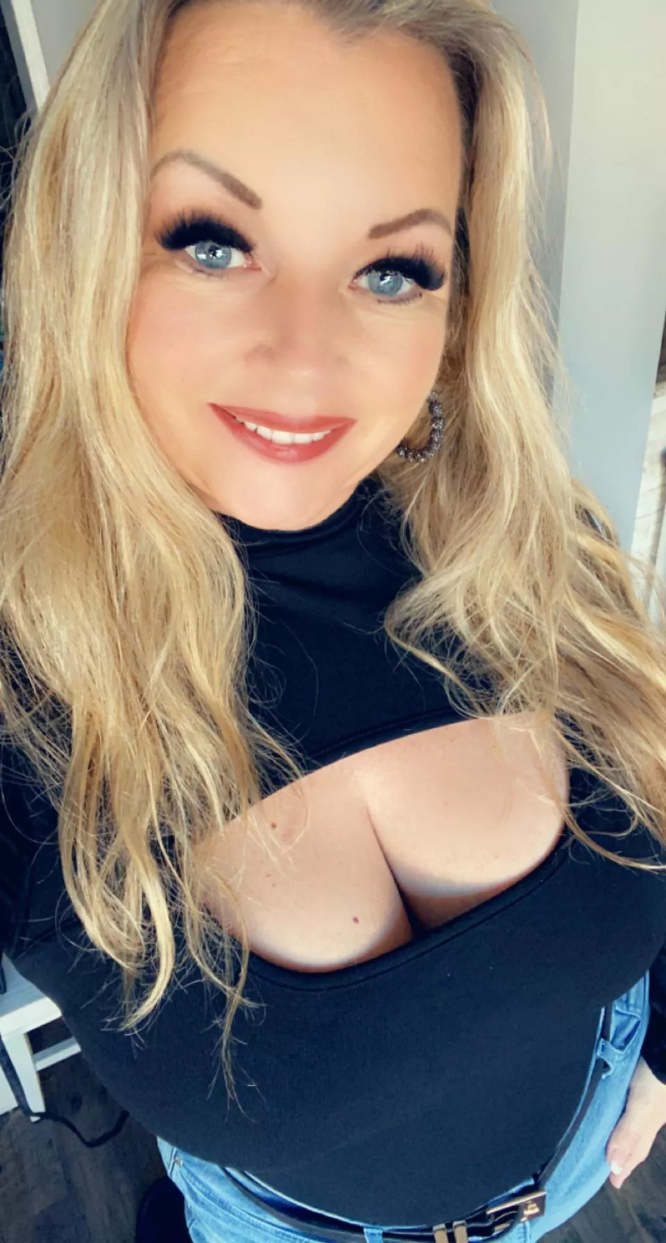 (F)50 big natural GILF tits wanna play