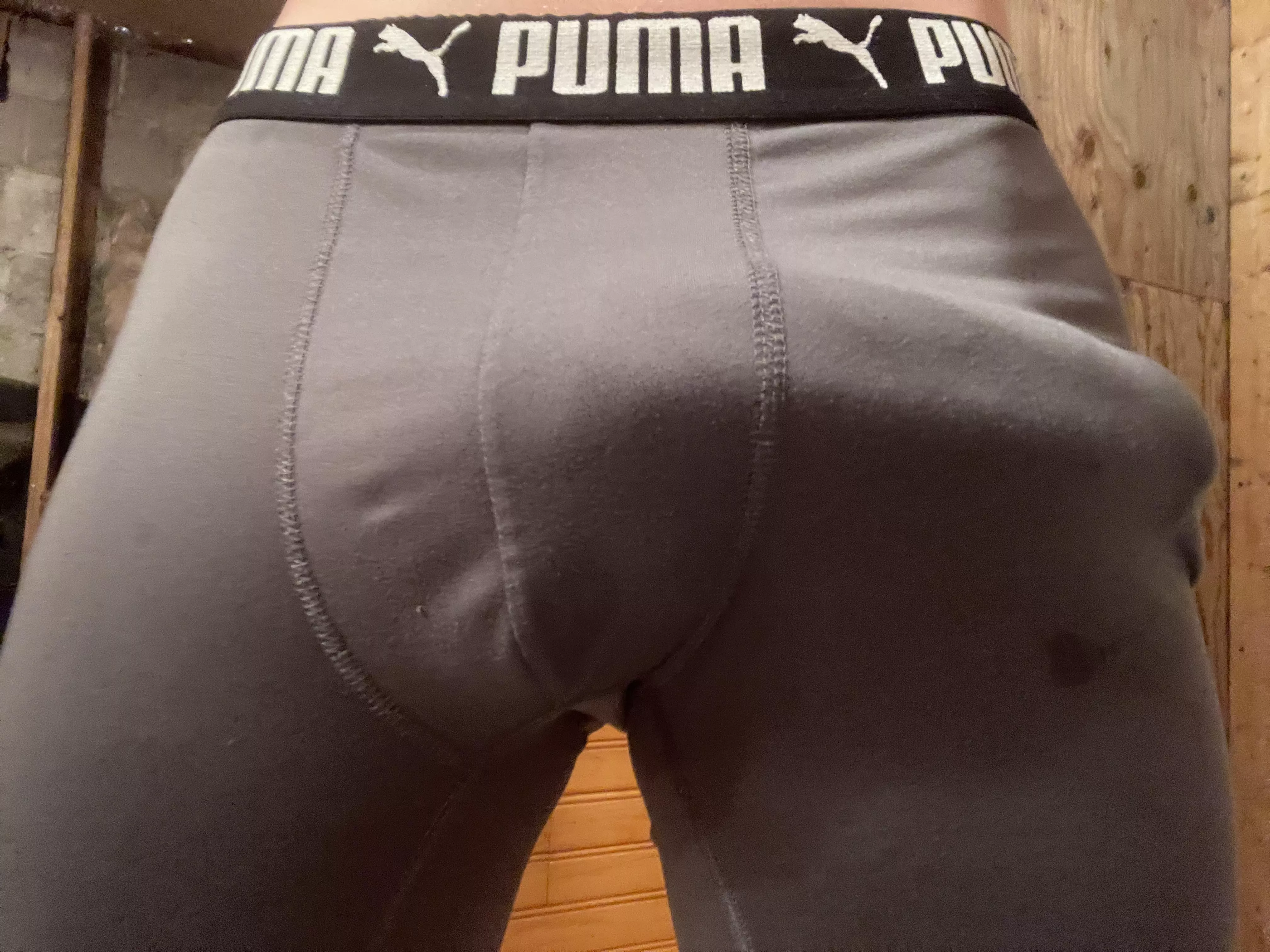 Fresh out of the shower (20M)