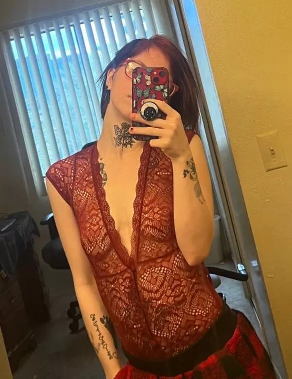 Got my pretty clothes on honey 😈💕