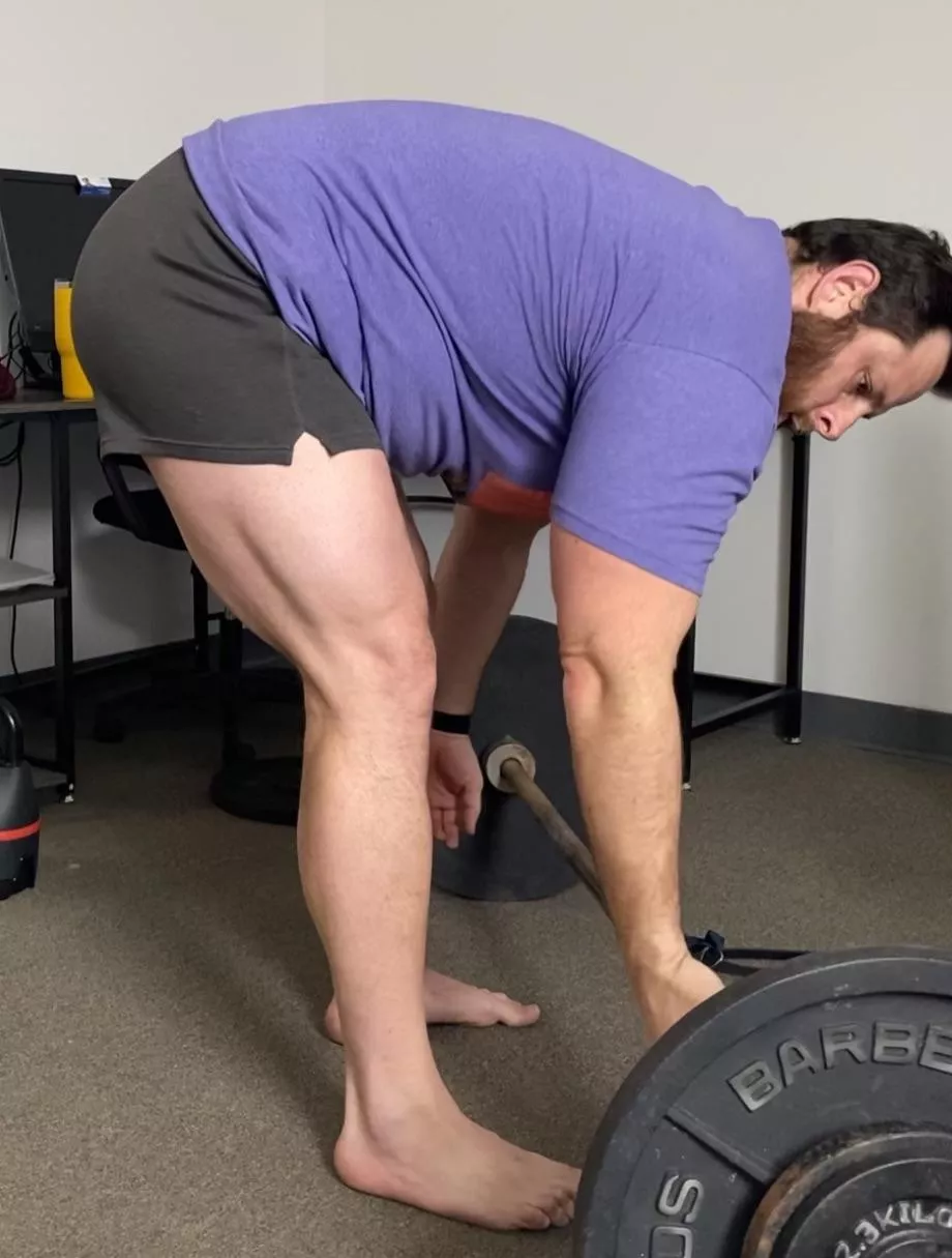 Happy Hu[m]p Day 🍑🍑🍑