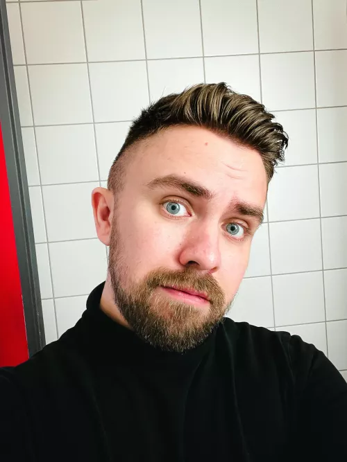 Happy Wednesday! Hope y’all are having a great week so far! :)