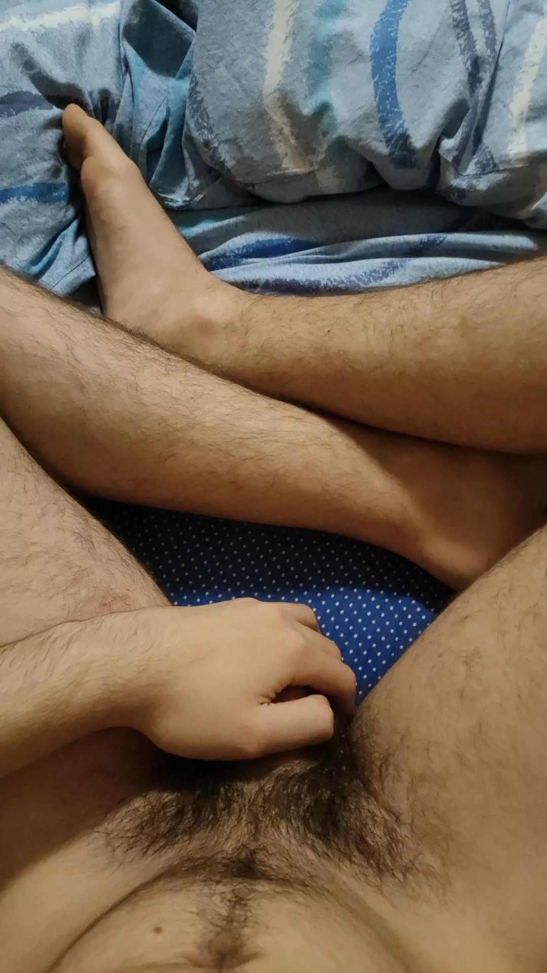 Hi, I'm a young guy who chosed to not shave anymore. Thoughts?