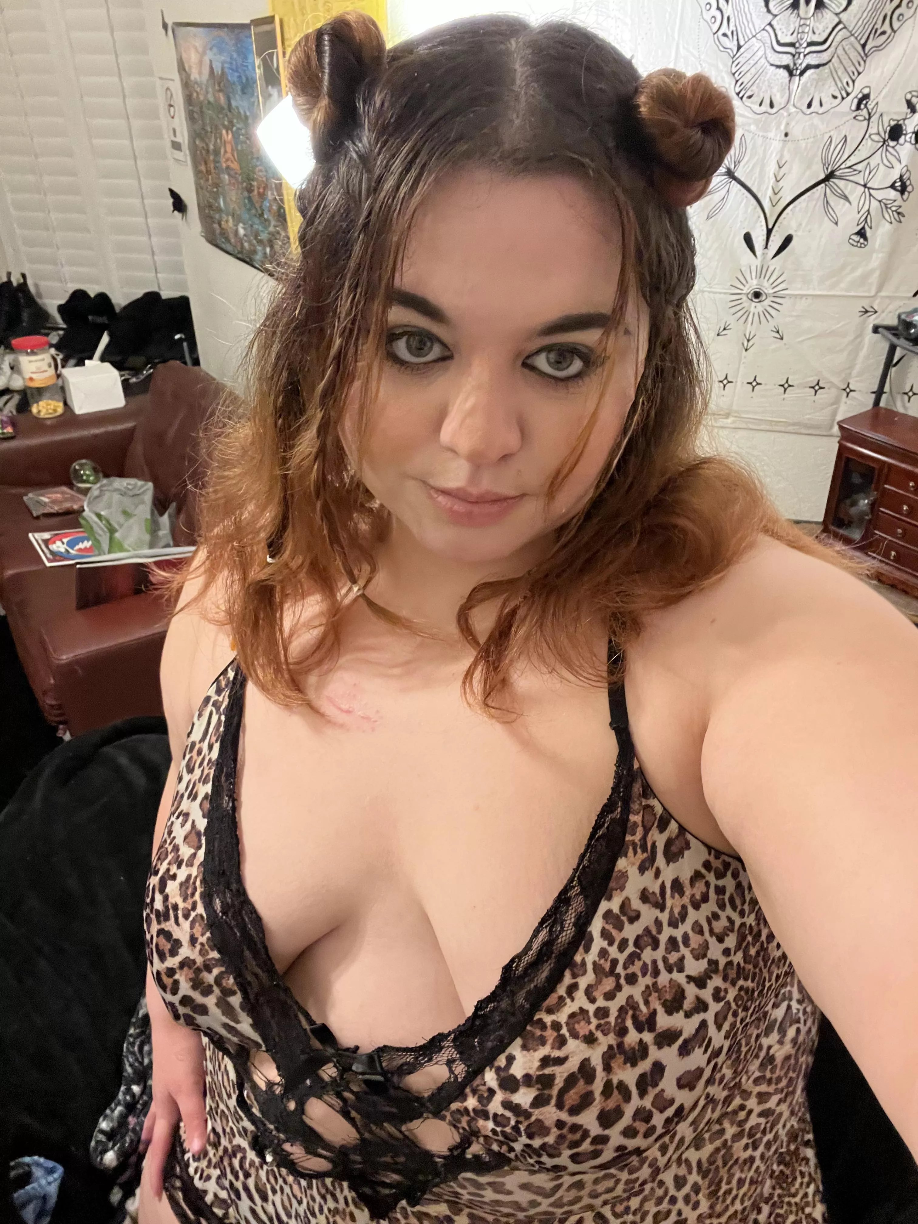 hii ;) who wants to play