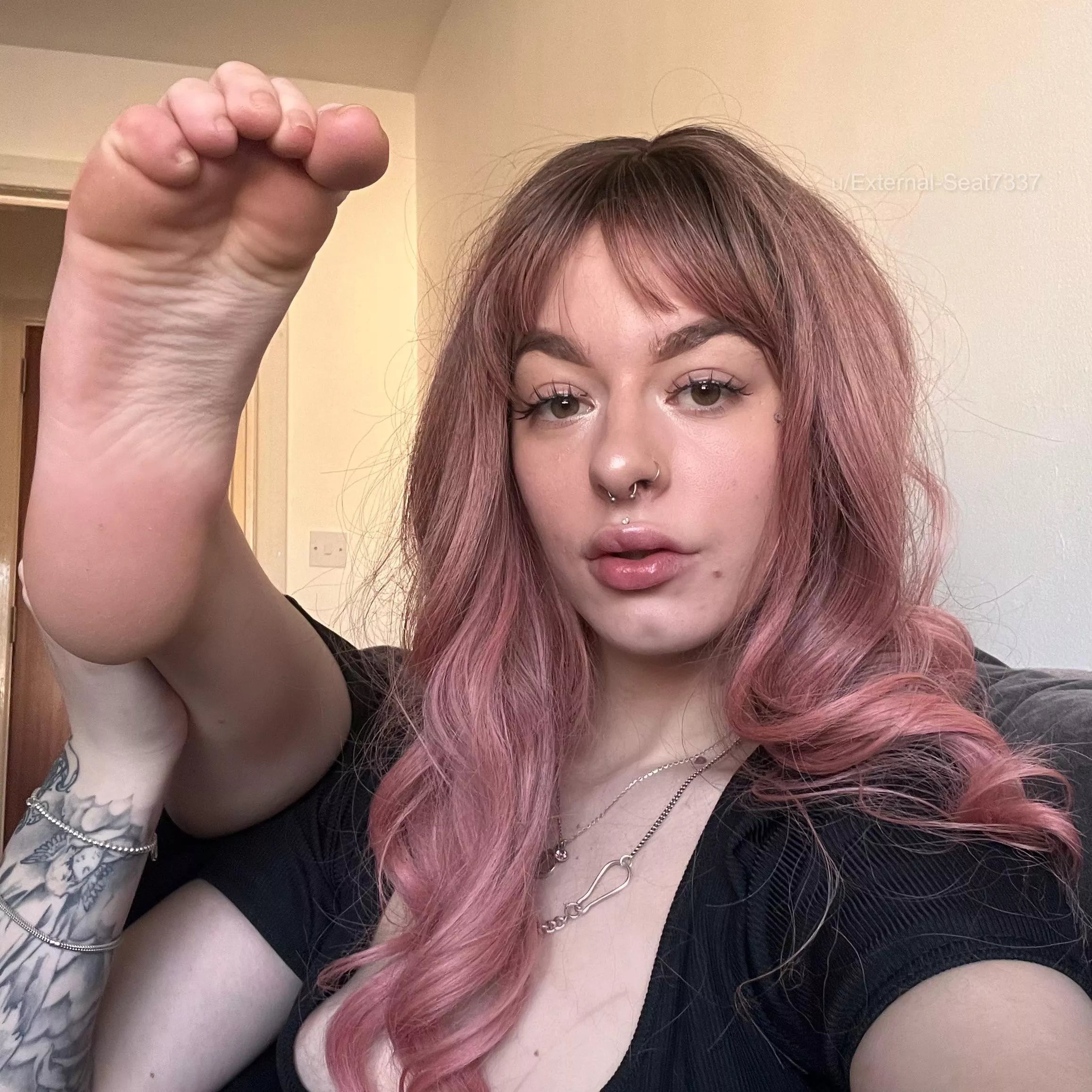 Hooked on my feet the moment you saw them 💗