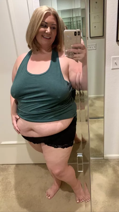 I could really use some cuddling this morning😘