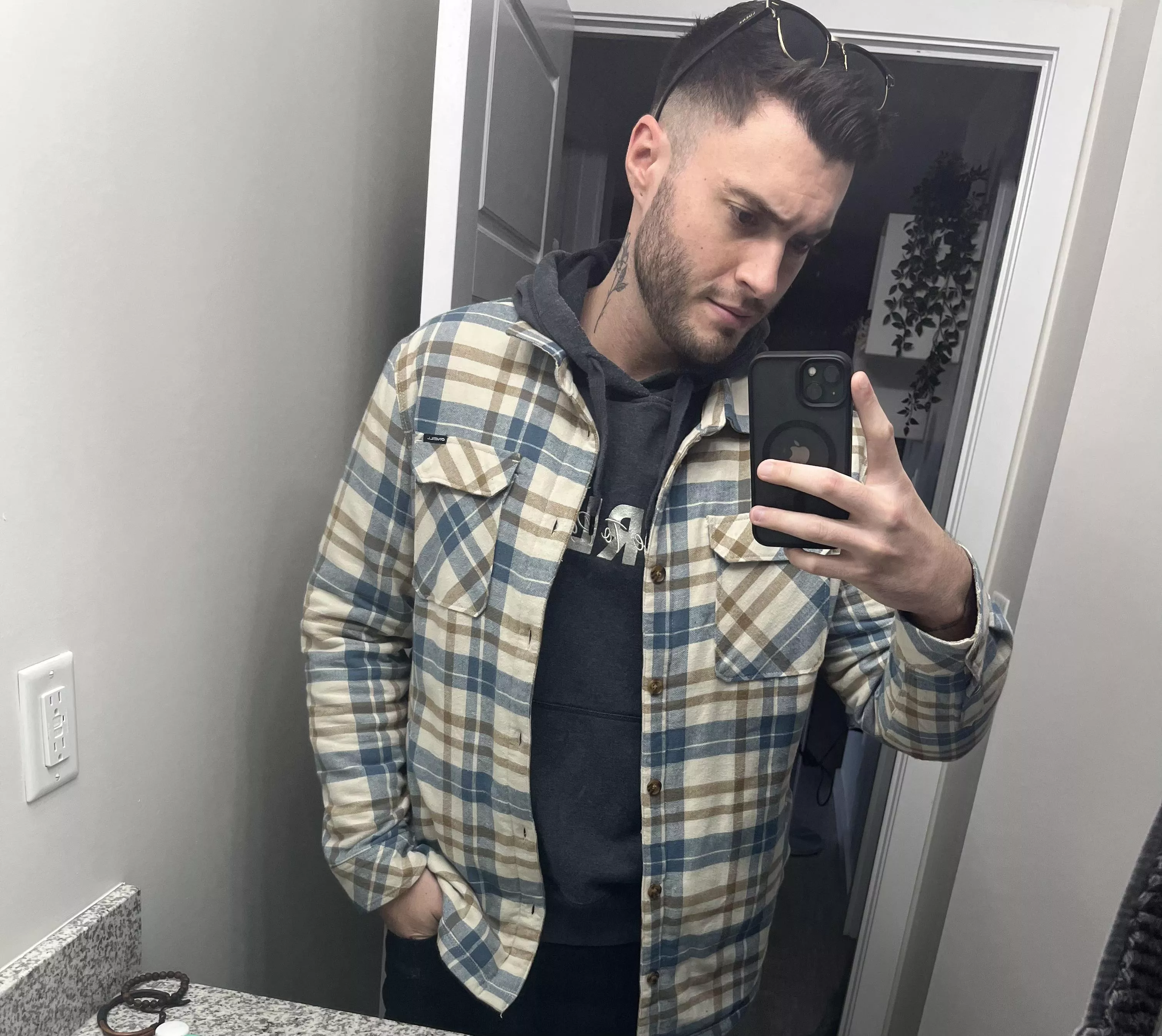 I never post on social media but felt like sharing. It would be cool to make new friends across the globe ✌🏻😁