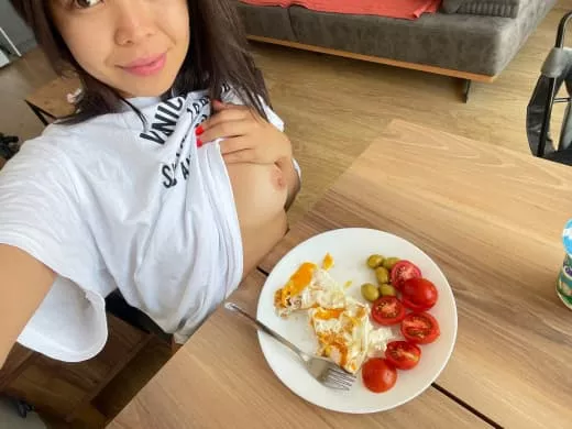 I wanna fall in love 😇