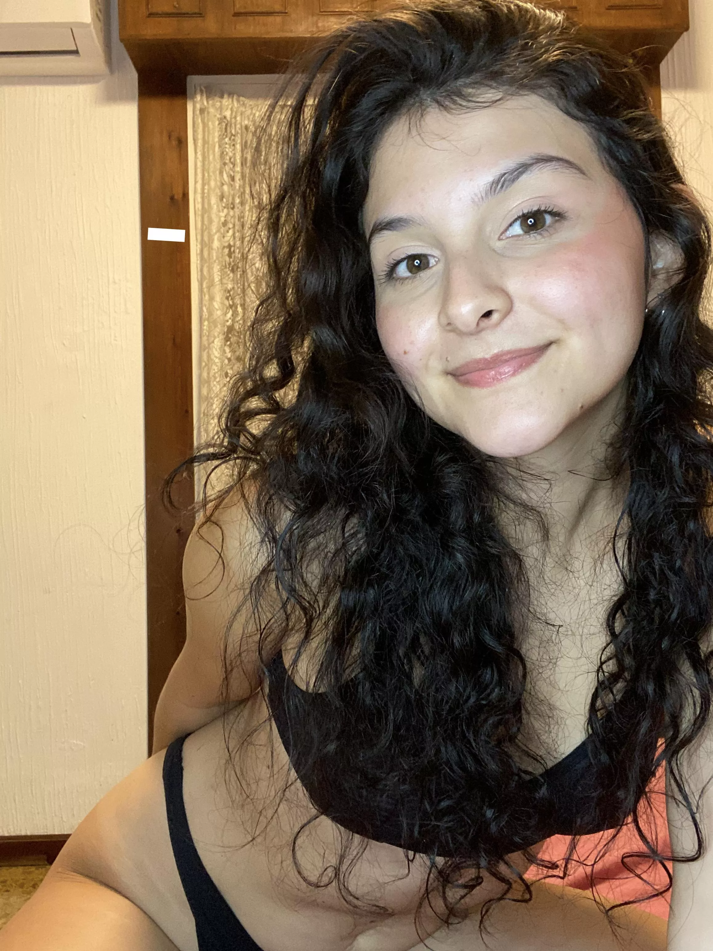 I want someone to touch me 🙈