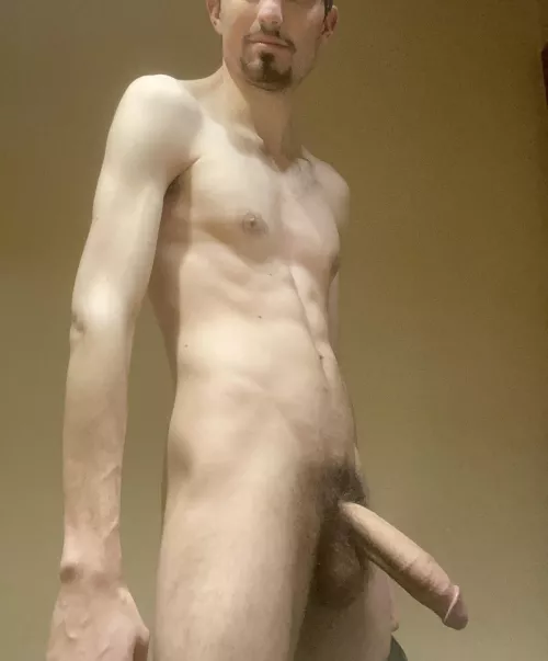 If your man doesn’t send you nudes, can I instead?