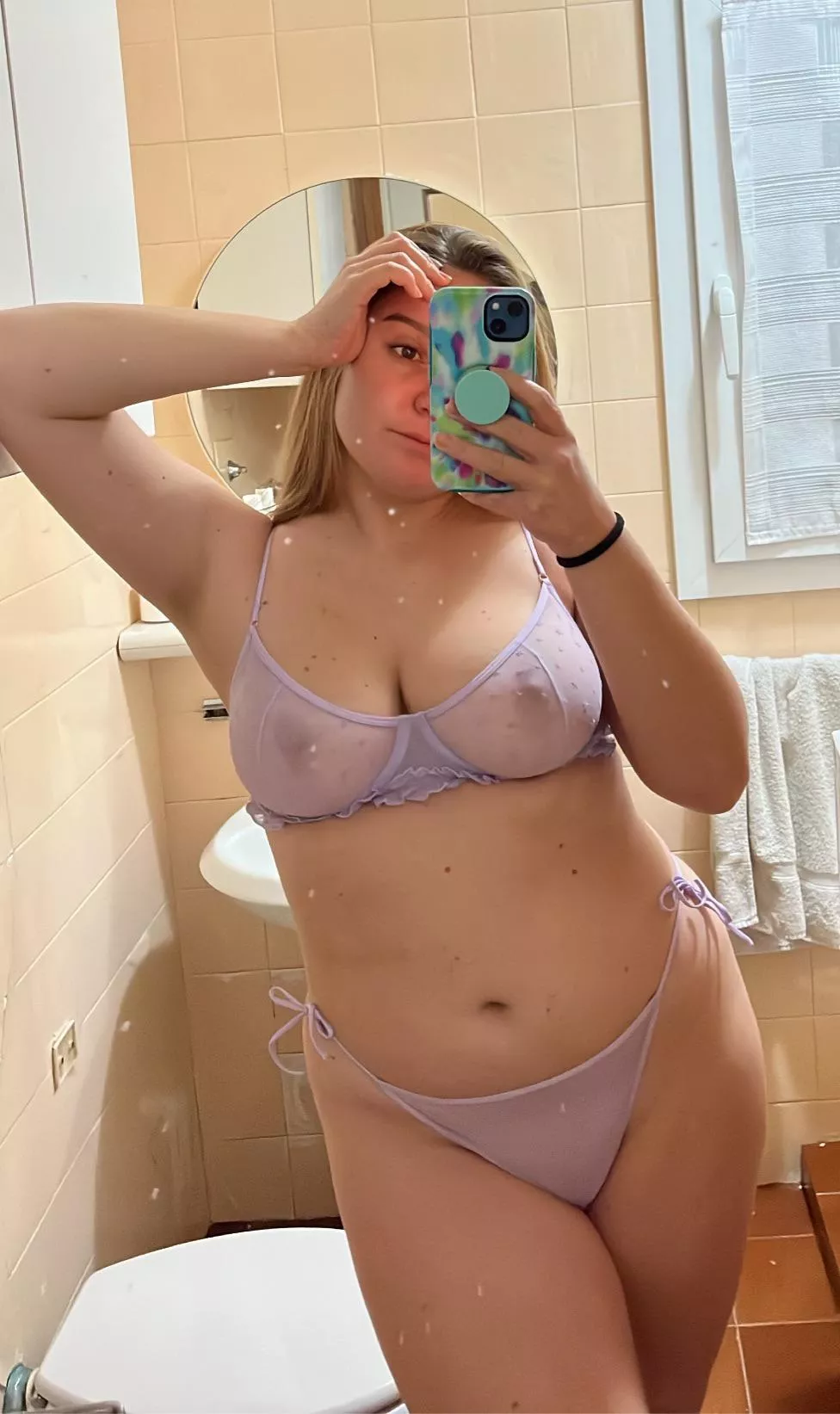 Im sure you’d enjoy squeeze my body 😜