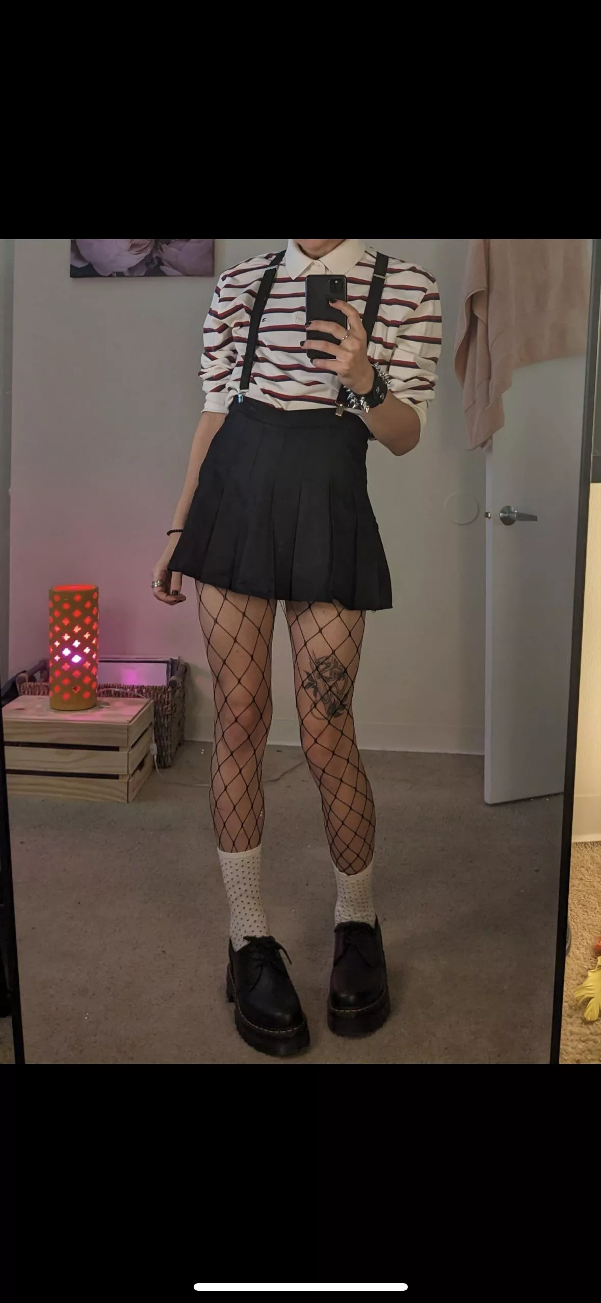 im very tough and scary, see the spiked bracelet? 😜