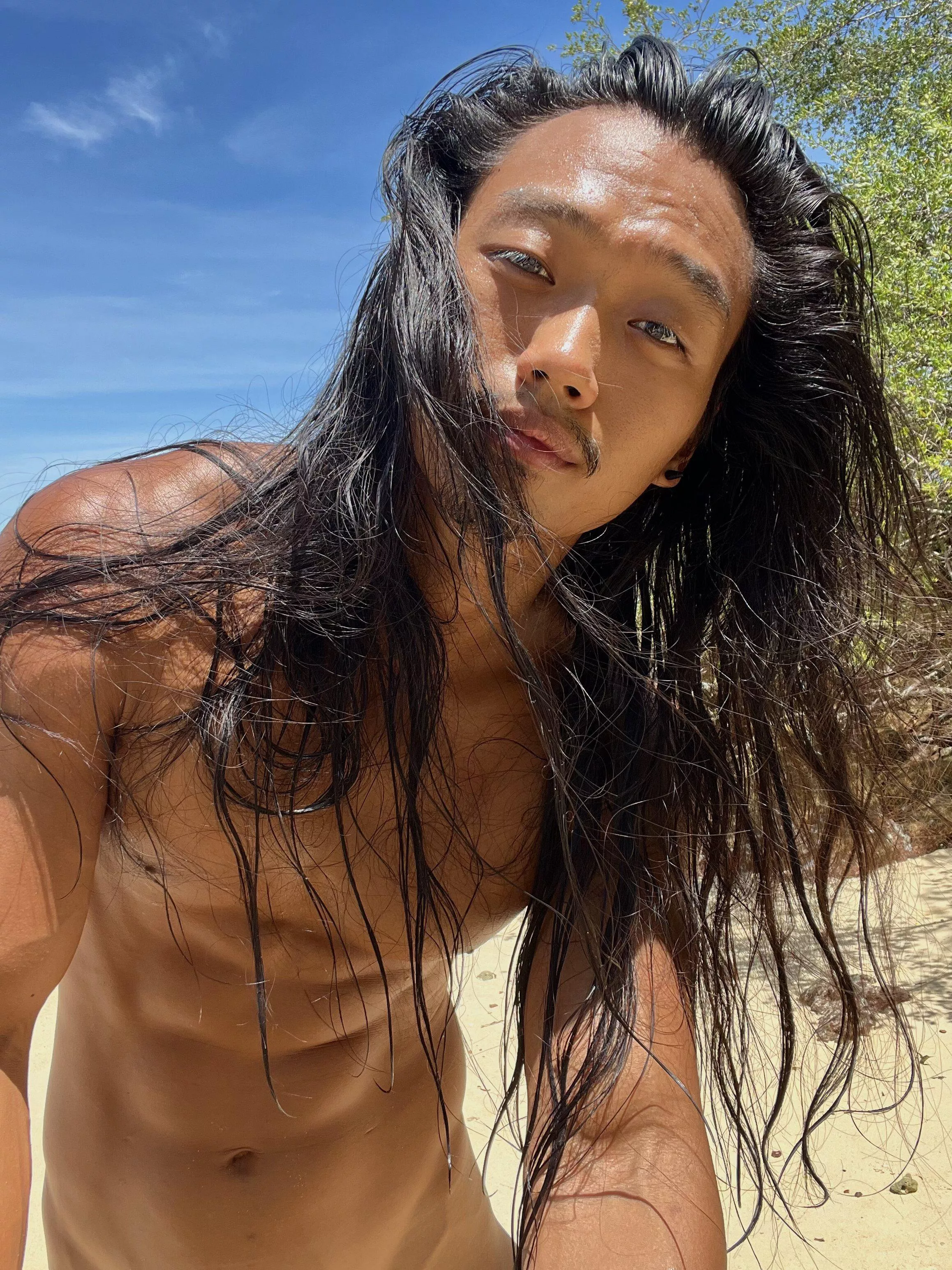 it's more fun to cum outside 😝