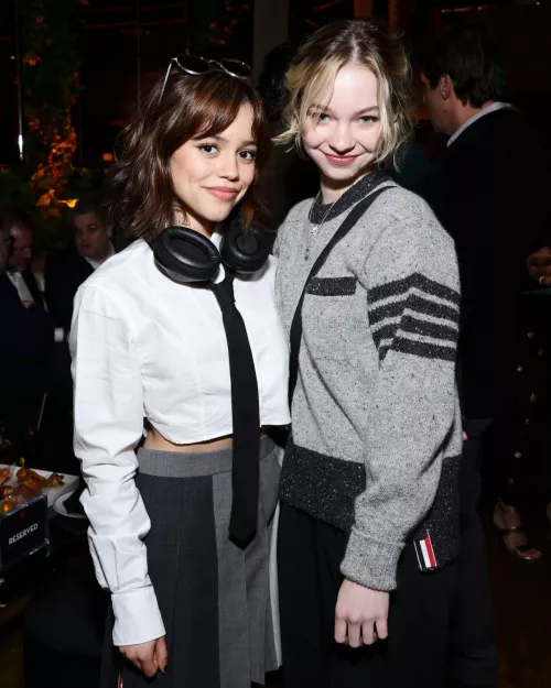 Jenna Ortega & Emma Myers