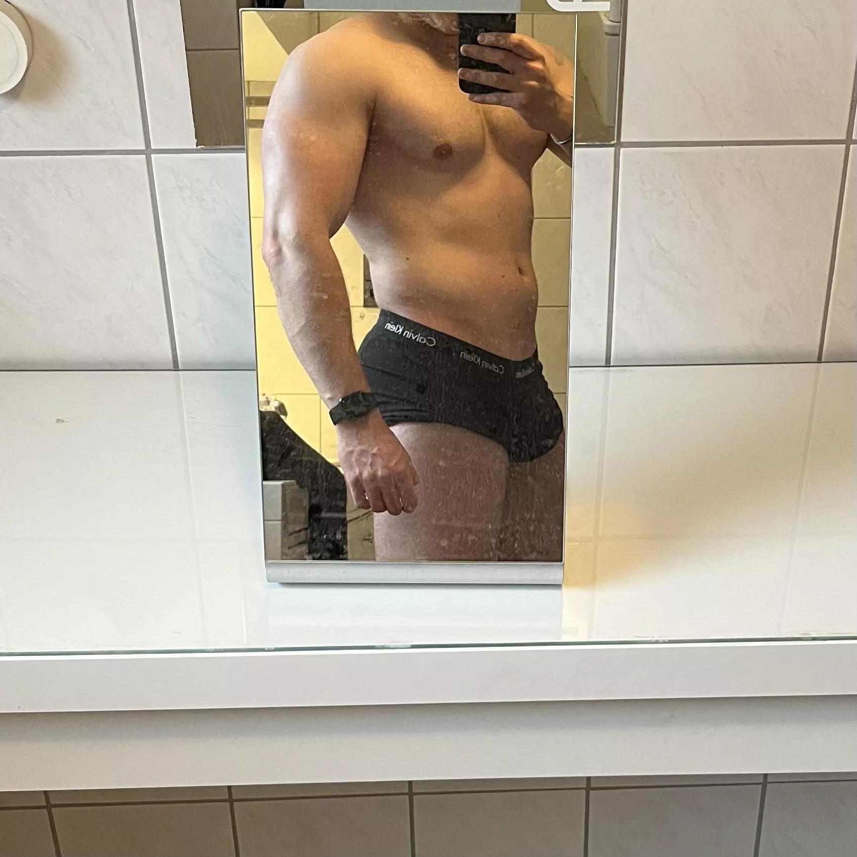 (M) post workout