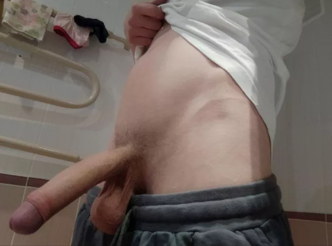 [m4m] 19 - hung twink top, I need a good sub to use hmu with ass, be around my age - wickr: maxilad