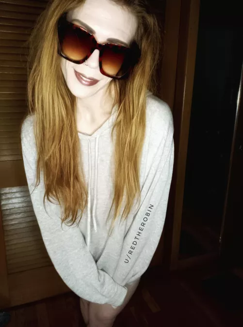 My hair is getting so long...I need to get a trim and some layers (F)