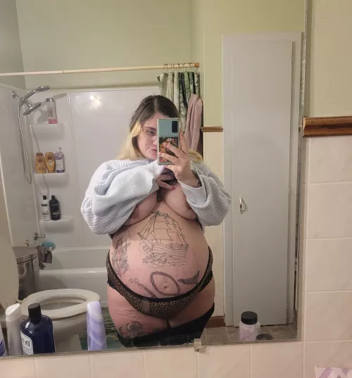 my under boob got bigger since the pregnancy! 😍